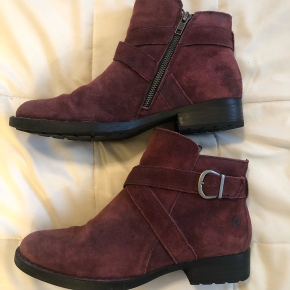 Born suede leather booties with straps and side zip. Sz 9.5 - Picture 2 of 9